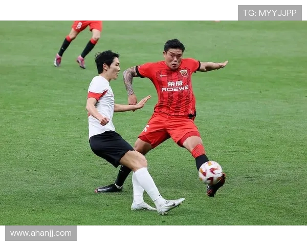 王燊超凌空世界波破门 海港2比0完胜对手再创新高